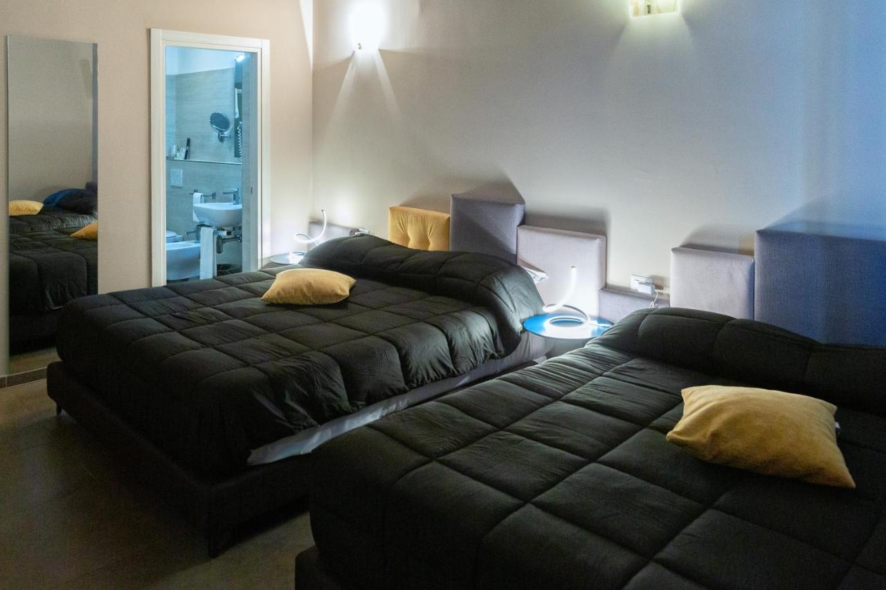 Hotel Eubea Reggio di Calabria Dış mekan fotoğraf