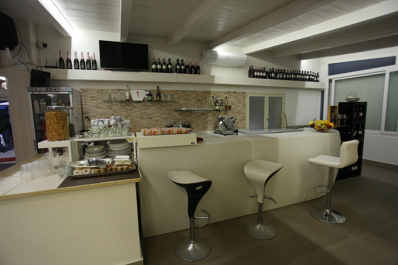 Hotel Eubea Reggio di Calabria Dış mekan fotoğraf