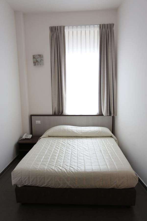 Hotel Eubea Reggio di Calabria Dış mekan fotoğraf