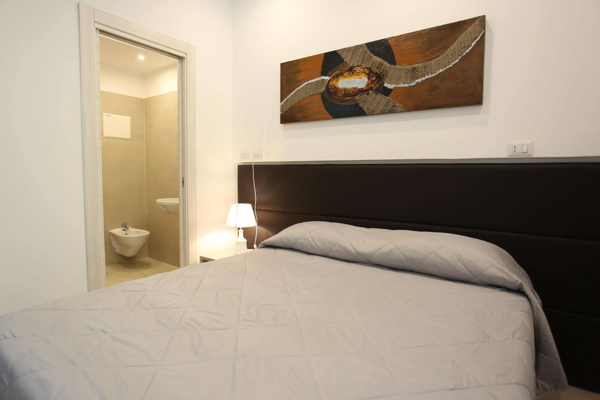 Hotel Eubea Reggio di Calabria Dış mekan fotoğraf